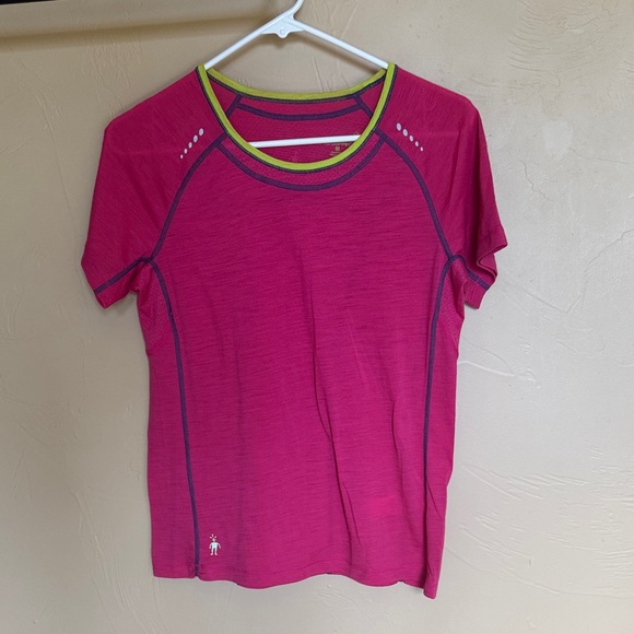 Smartwool Women's Bright Pink Short Sleeve Tee - Picture 1 of 3